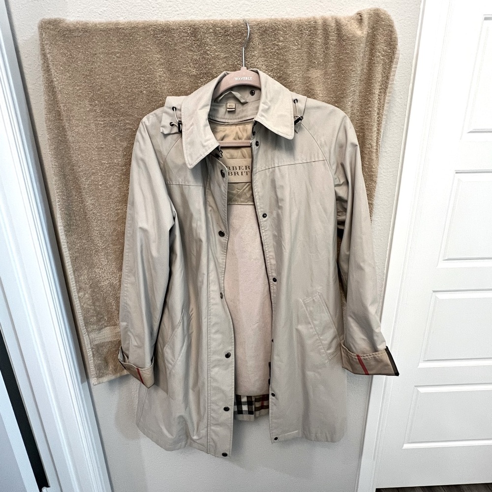 Burberry Coat 🧥